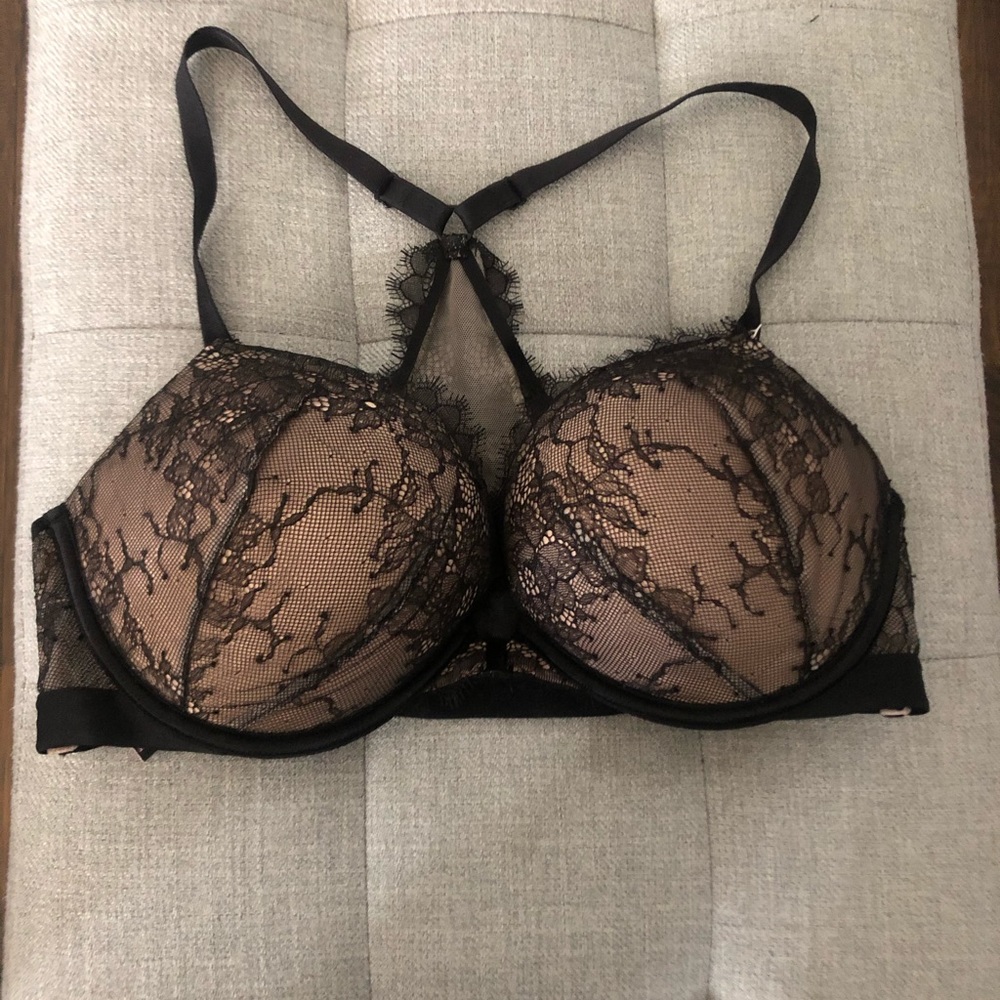 Victoria Secret push up bra 36C